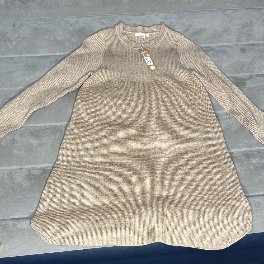 Elegant River & Ridge Beige Sweater‎ Dress